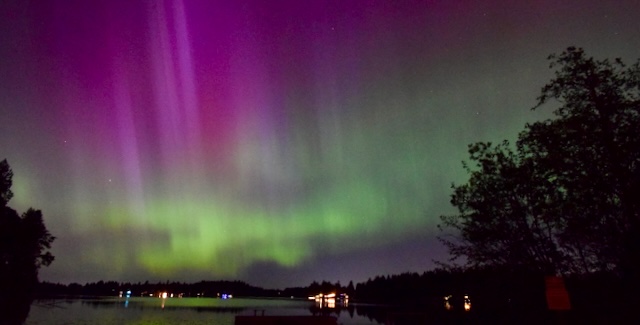 Beautiful aurora over South Cove